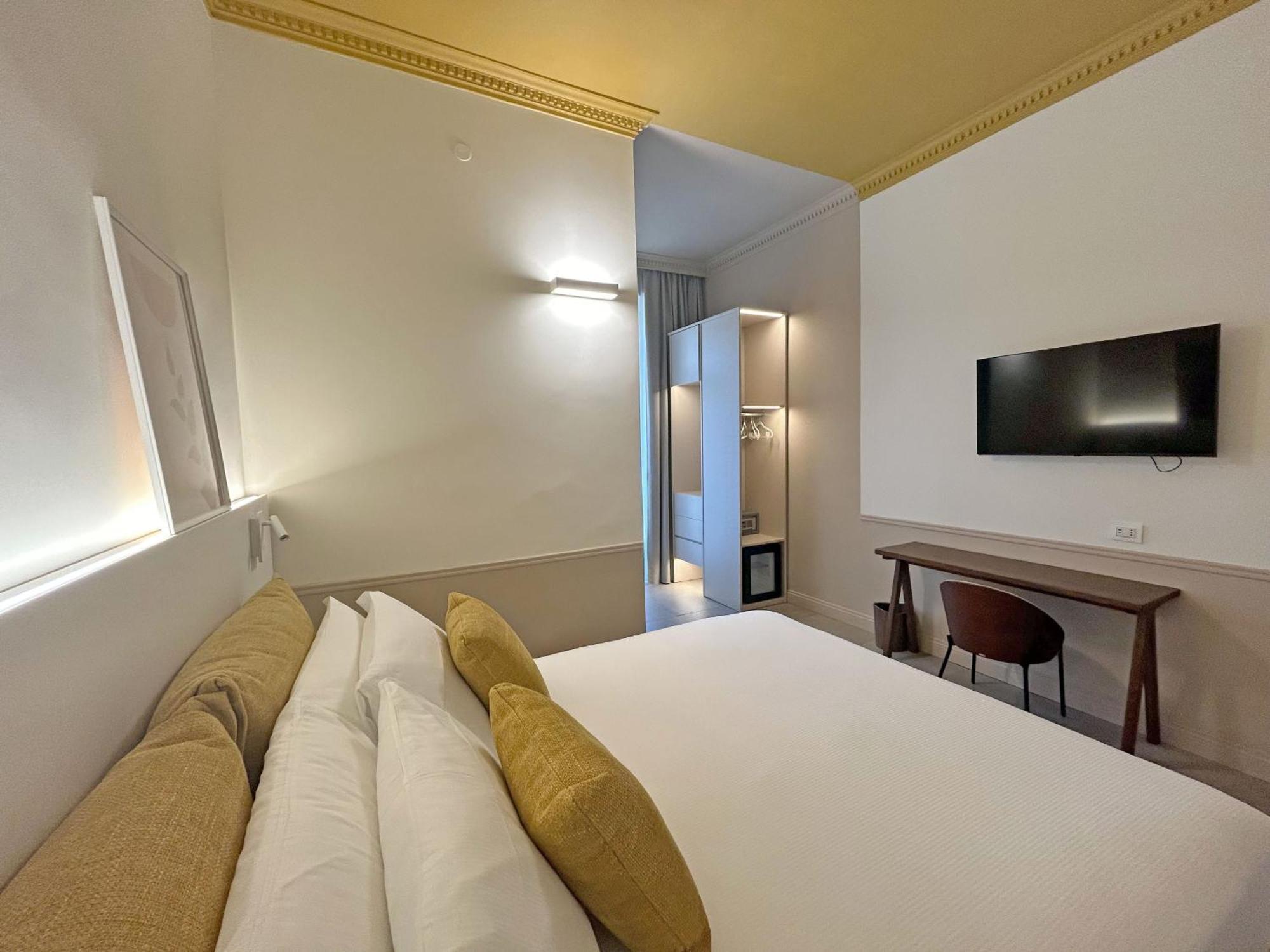 Astom Suites Rom Exterior foto